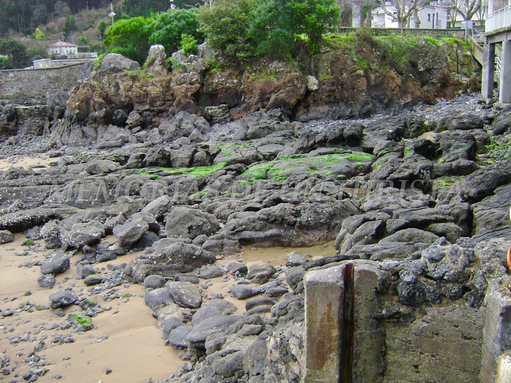 Rocas en la playa