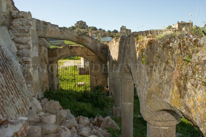 Arcos de la iglesia