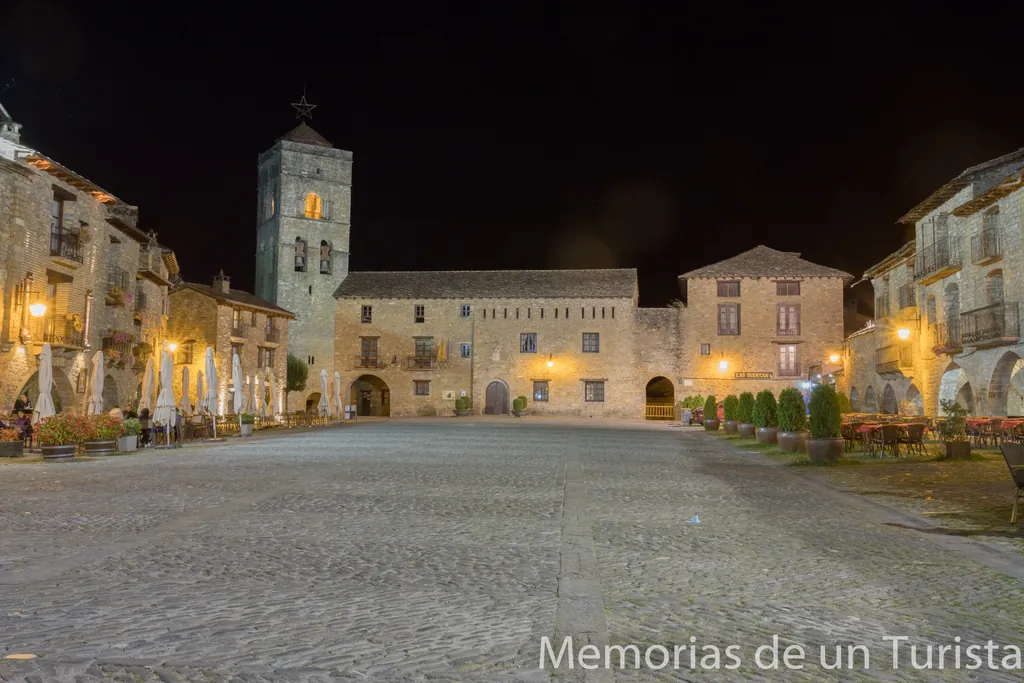 Aragón – Valle del Ara: paseando por el pueblo medieval de Aínsa